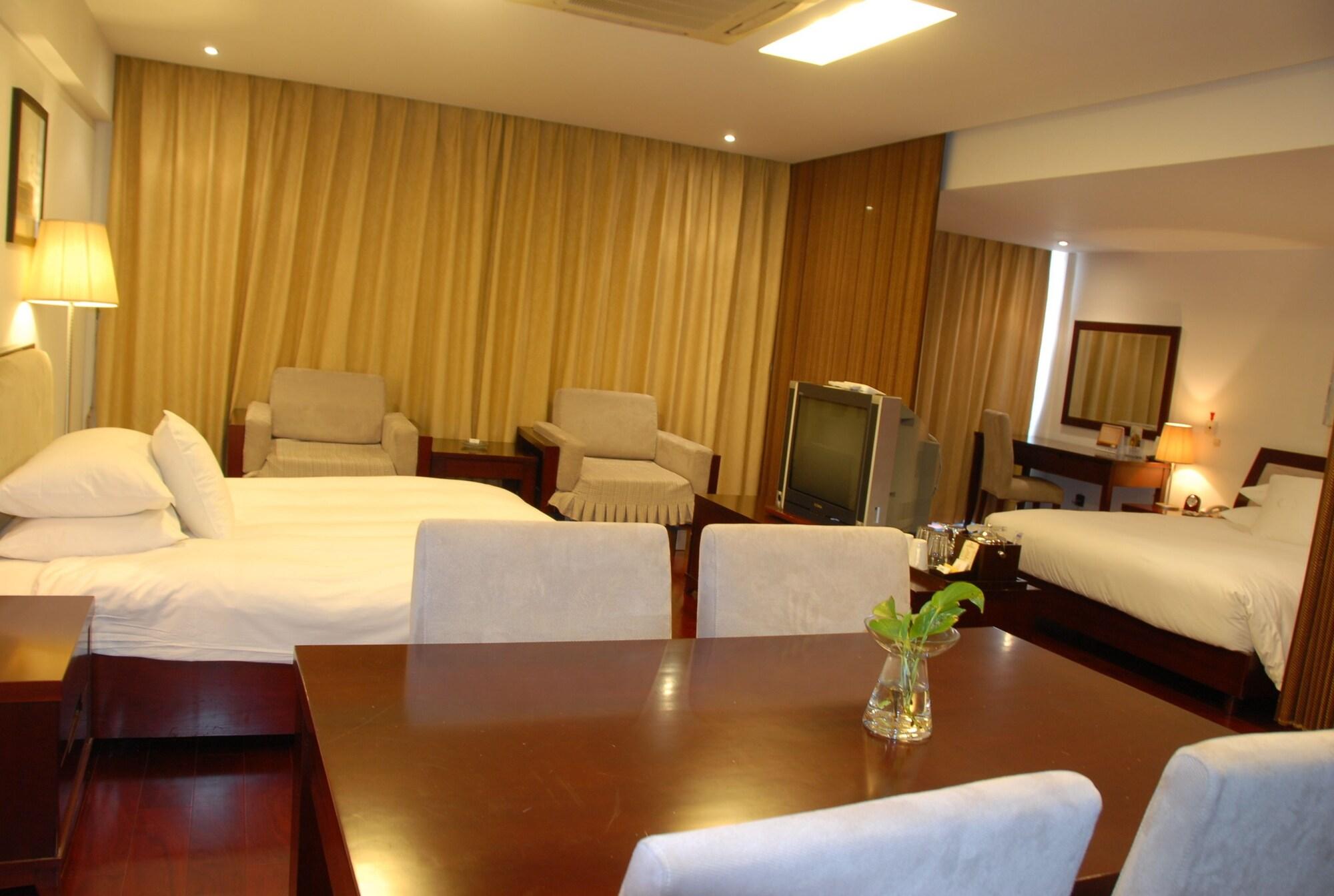 Gloria Plaza Hotel Kangqiao Sanghaj Kültér fotó
