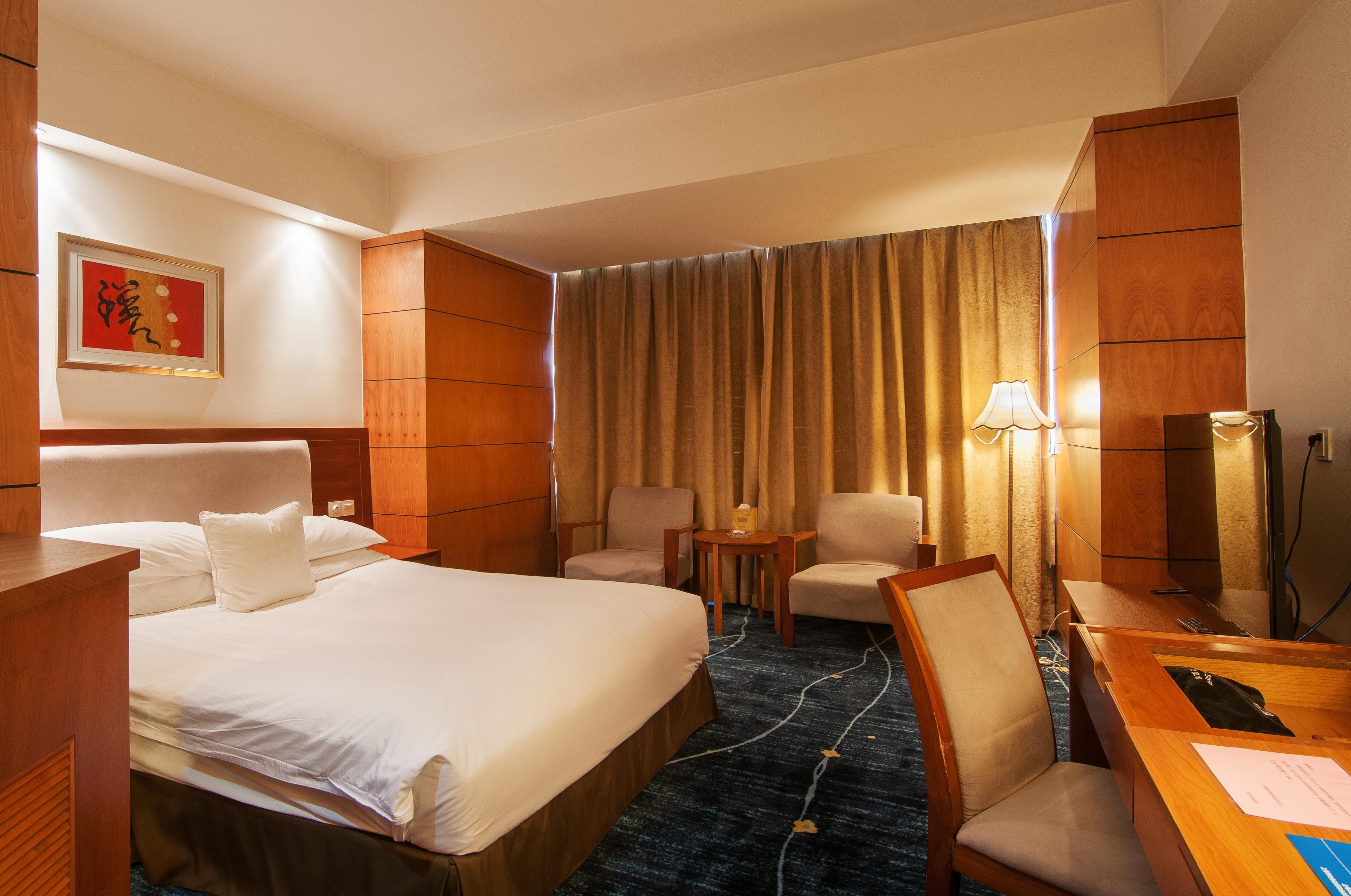 Gloria Plaza Hotel Kangqiao Sanghaj Kültér fotó