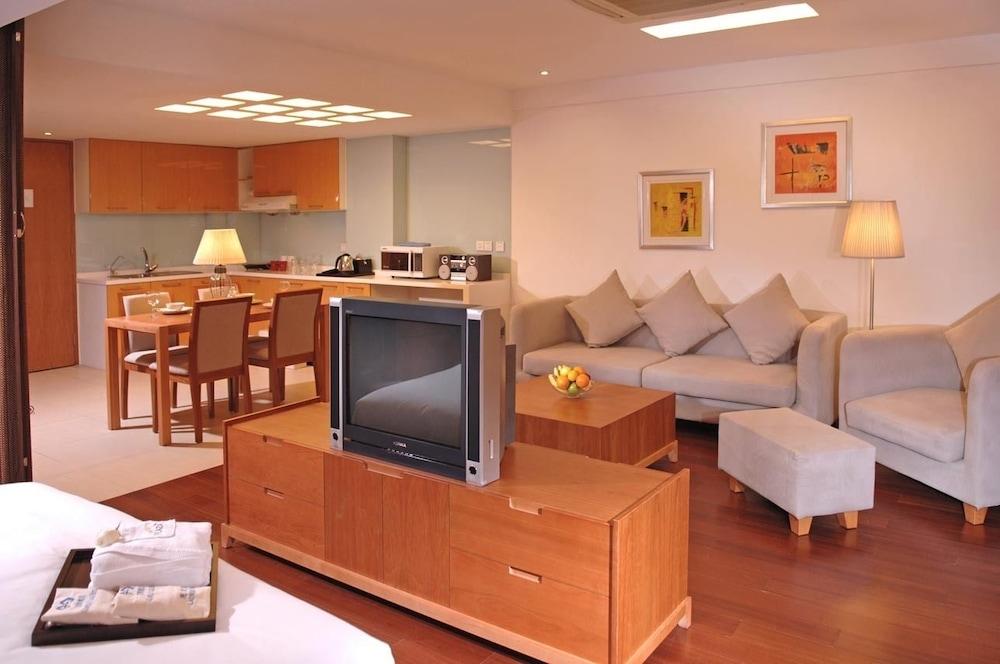 Gloria Plaza Hotel Kangqiao Sanghaj Kültér fotó