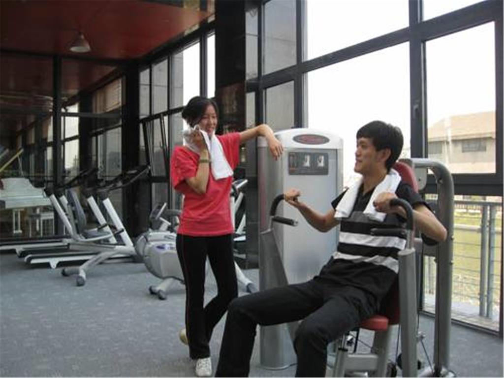 Gloria Plaza Hotel Kangqiao Sanghaj Létesítmények fotó