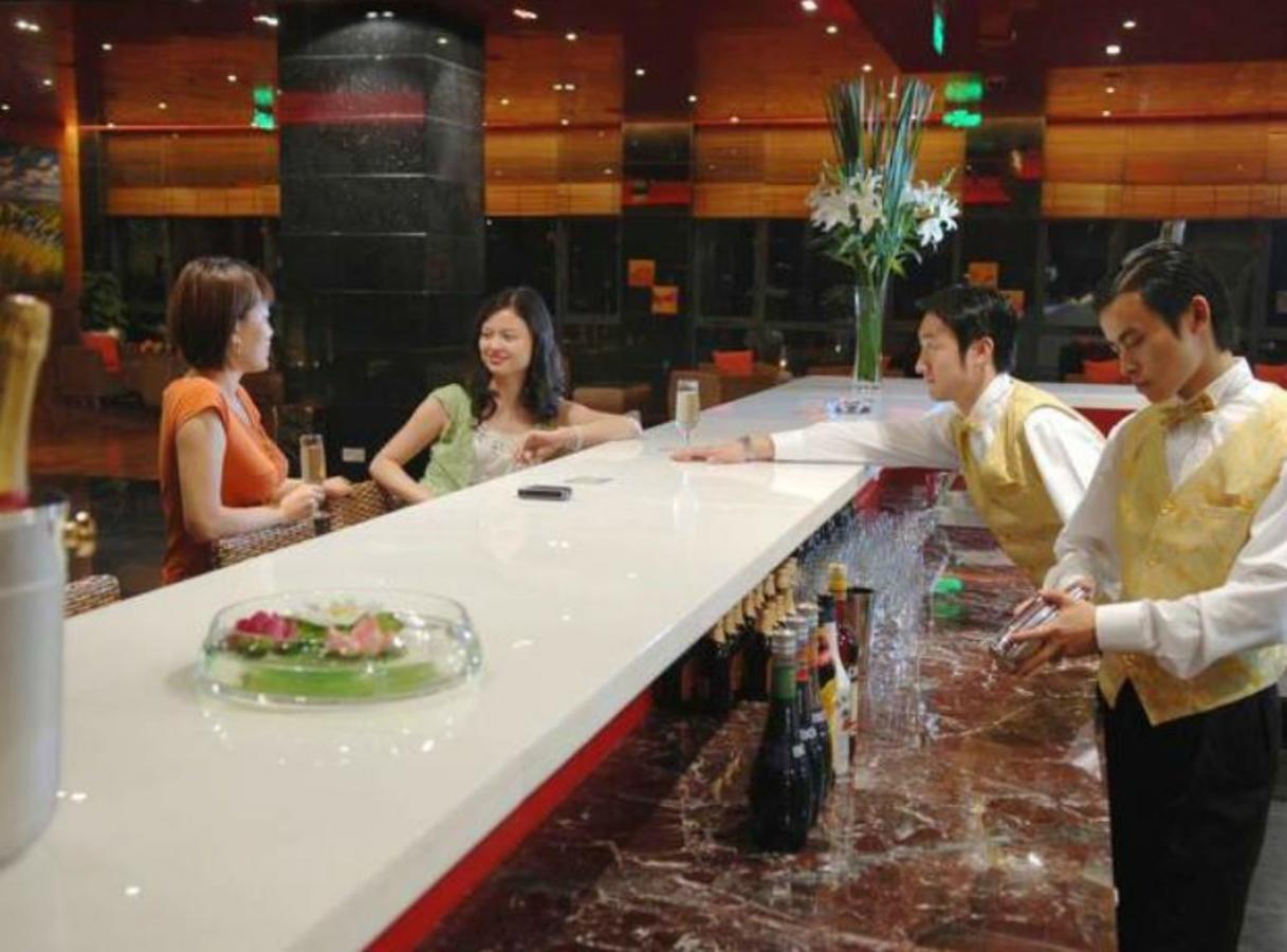Gloria Plaza Hotel Kangqiao Sanghaj Kültér fotó