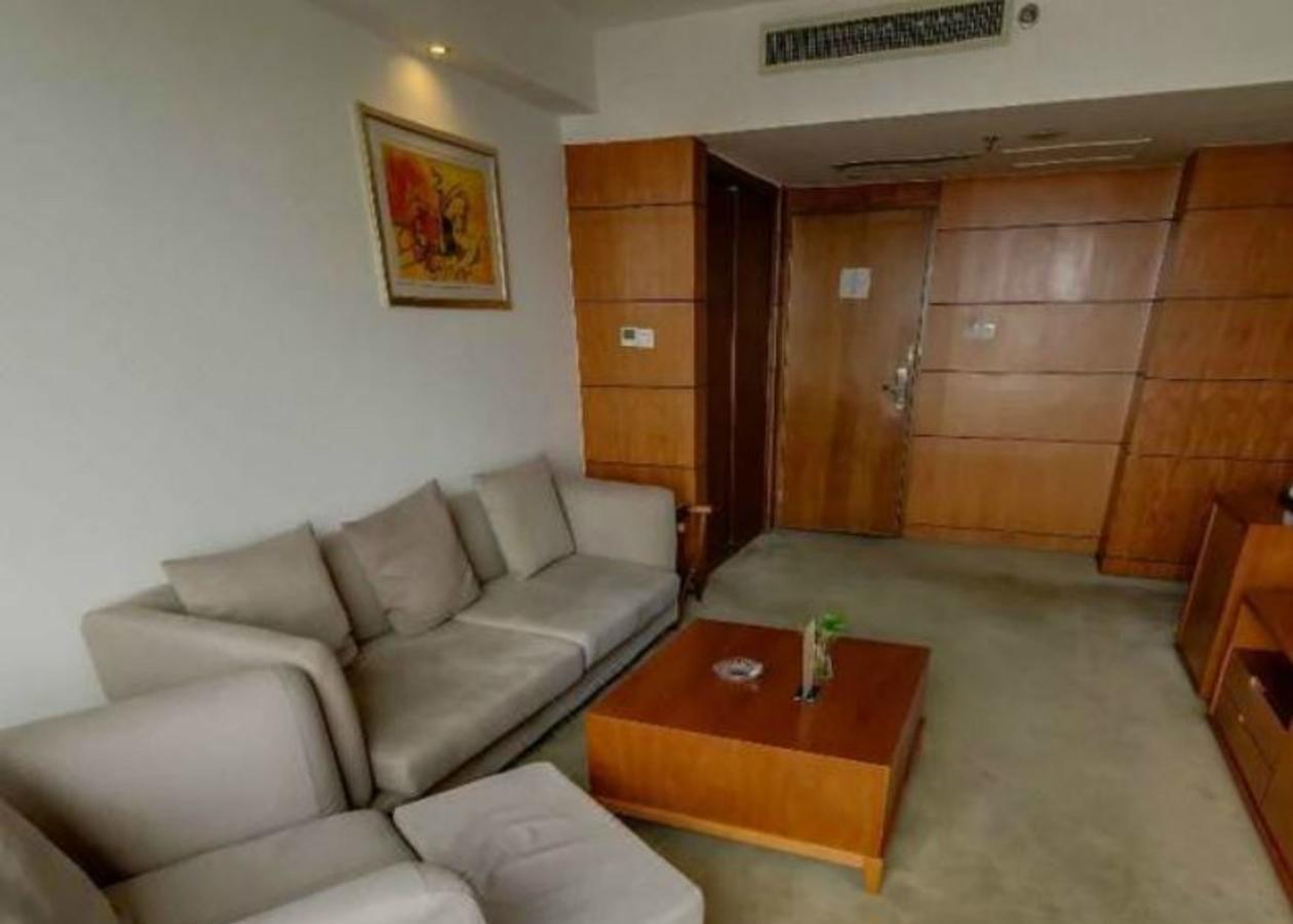 Gloria Plaza Hotel Kangqiao Sanghaj Kültér fotó