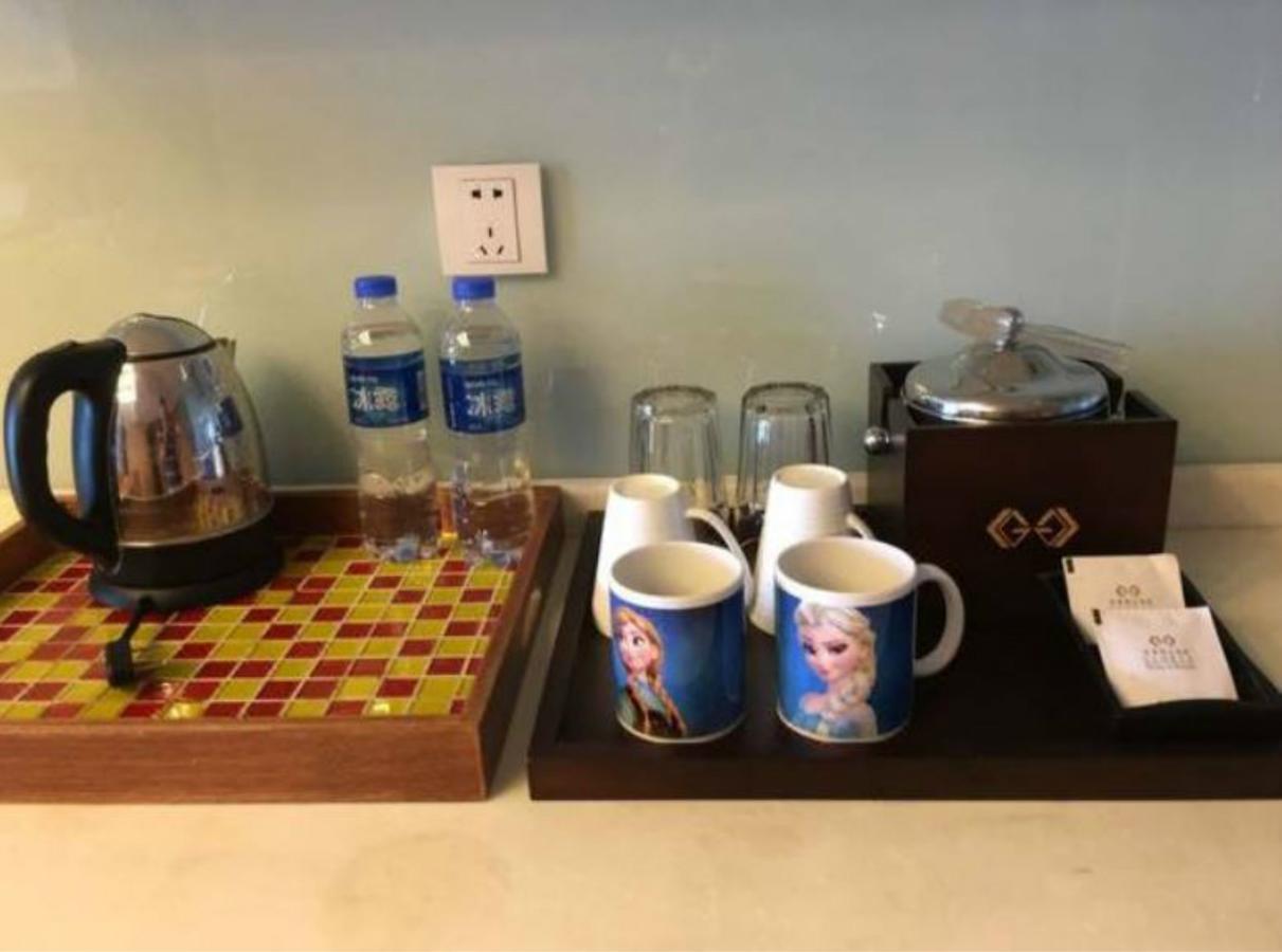 Gloria Plaza Hotel Kangqiao Sanghaj Kültér fotó