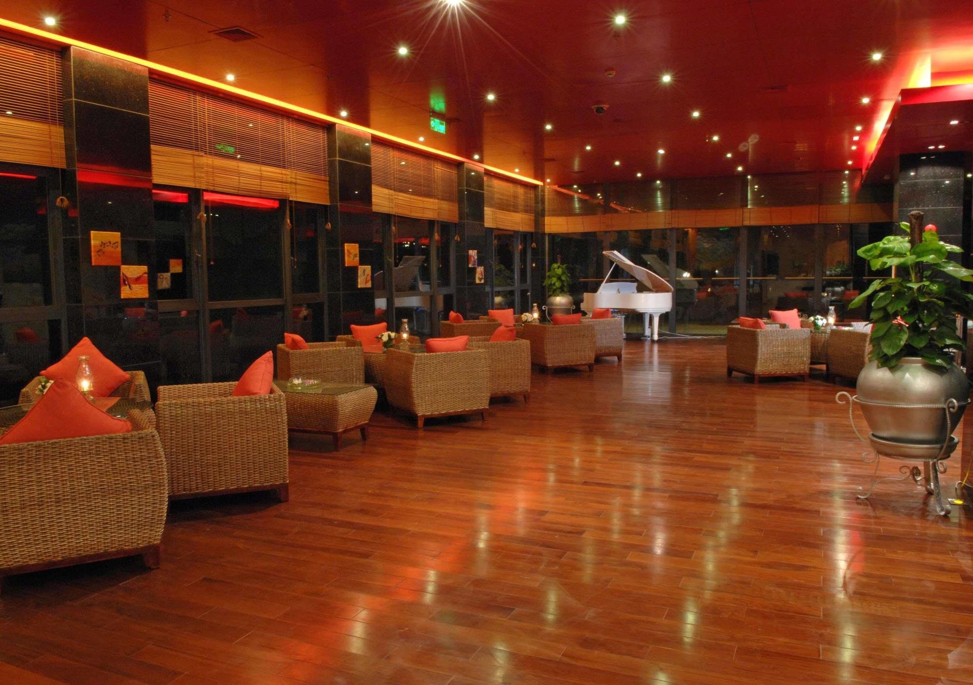 Gloria Plaza Hotel Kangqiao Sanghaj Étterem fotó