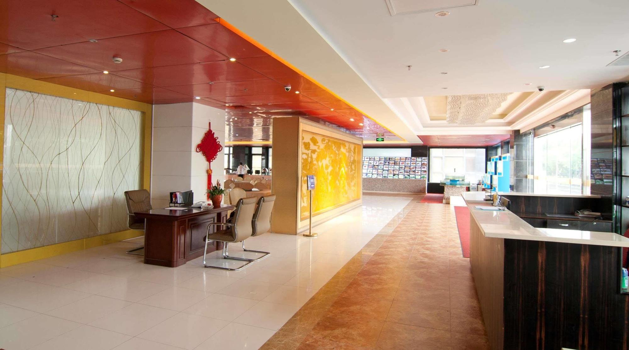Gloria Plaza Hotel Kangqiao Sanghaj Kültér fotó