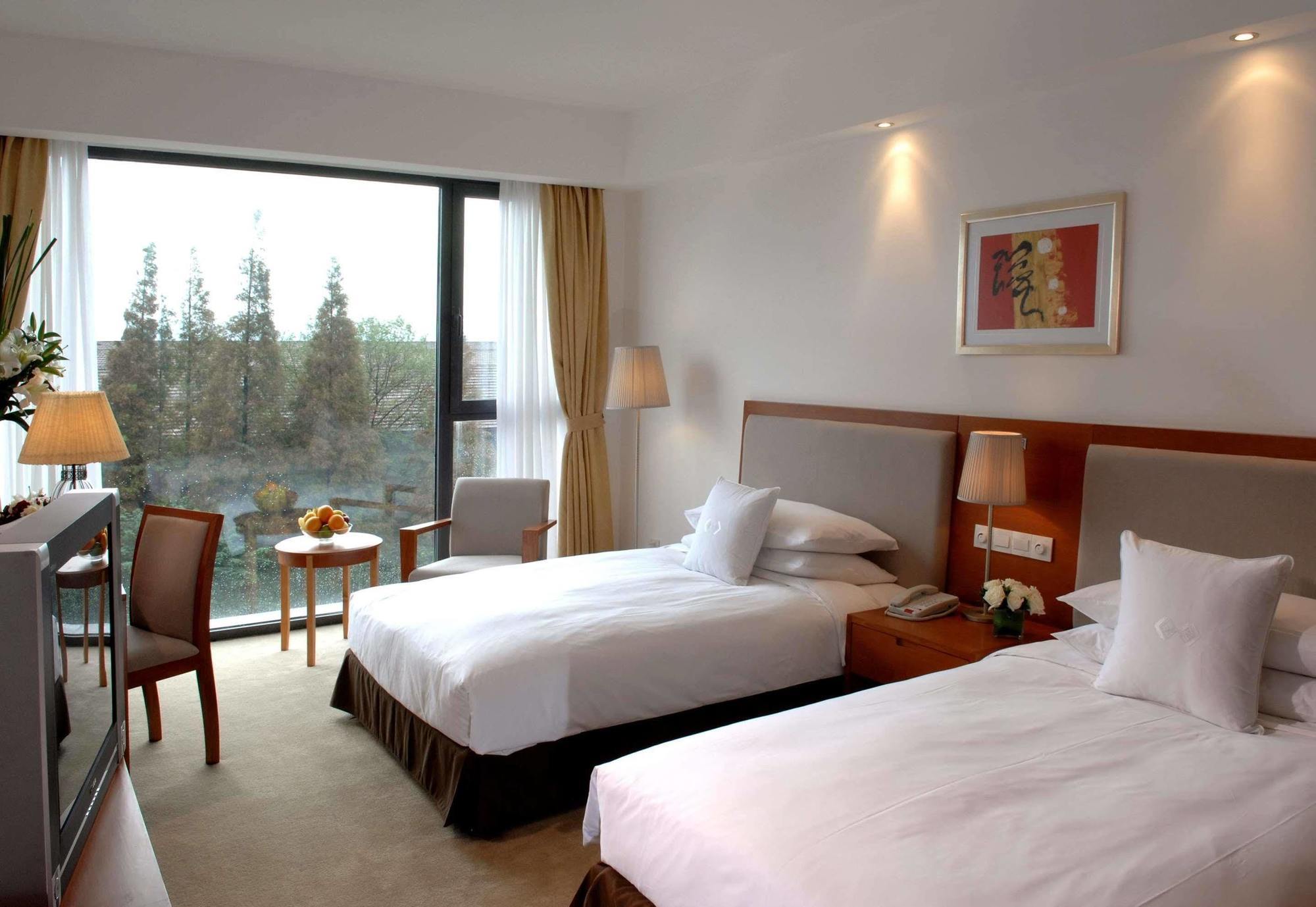 Gloria Plaza Hotel Kangqiao Sanghaj Kültér fotó
