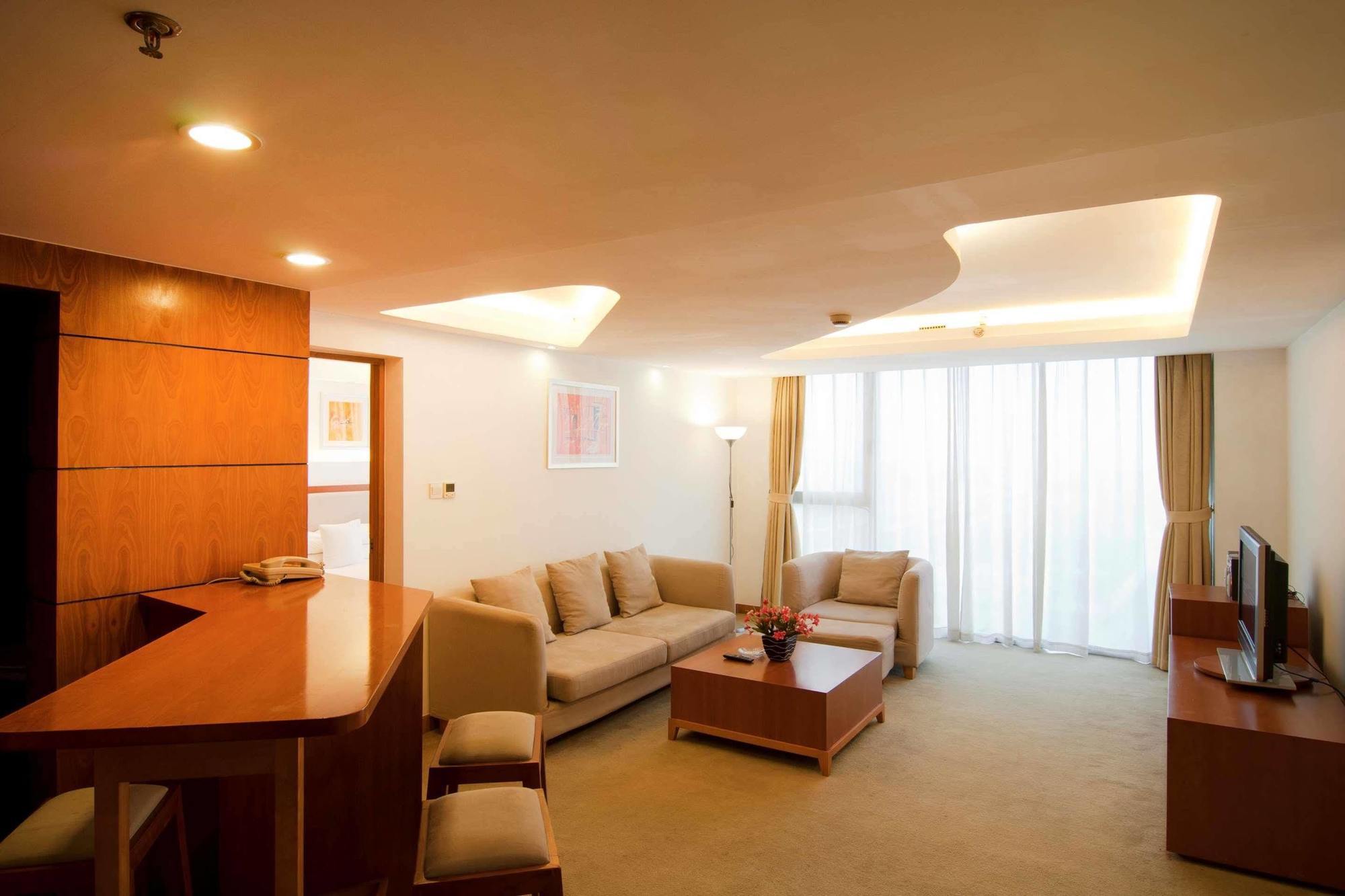 Gloria Plaza Hotel Kangqiao Sanghaj Kültér fotó