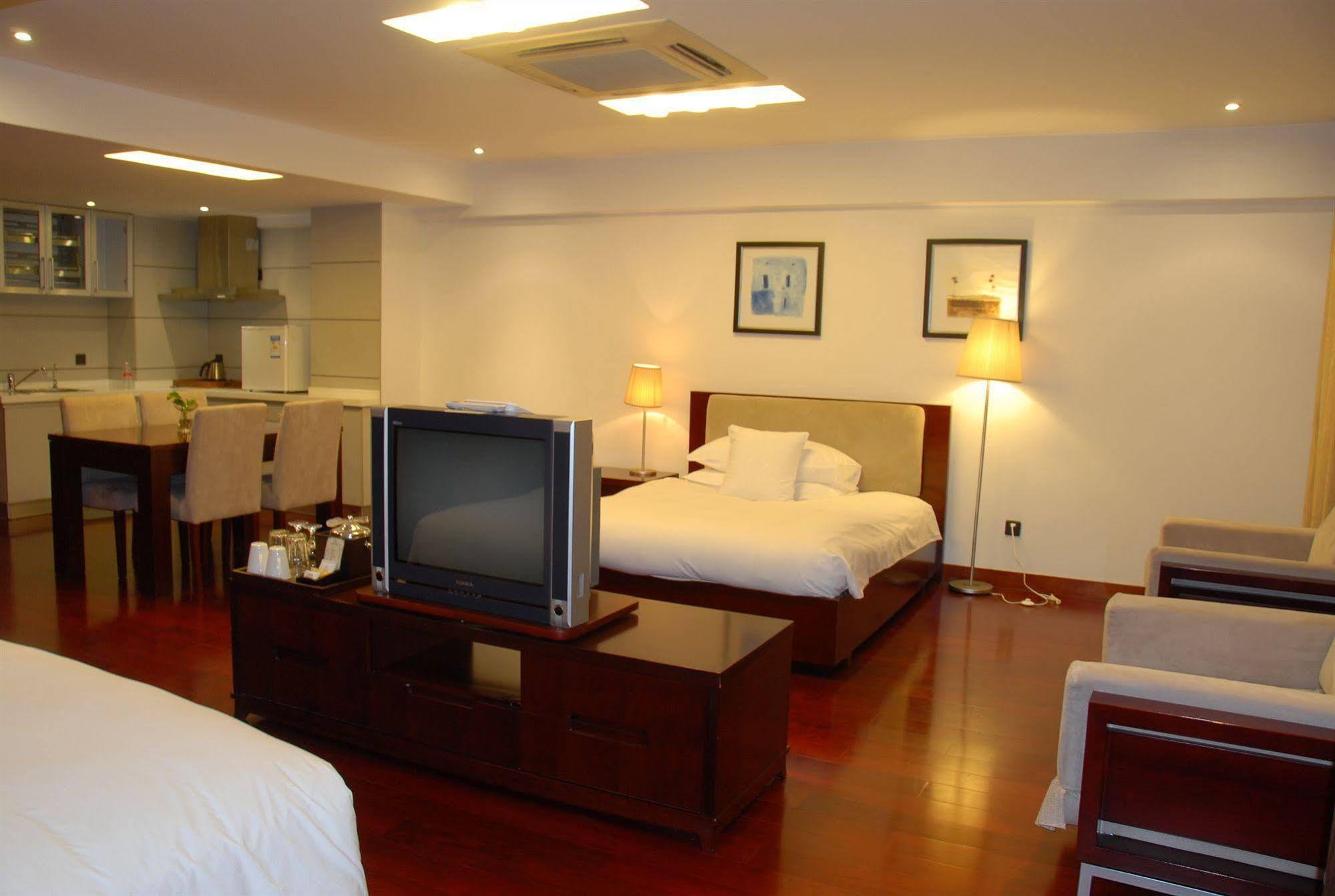 Gloria Plaza Hotel Kangqiao Sanghaj Kültér fotó